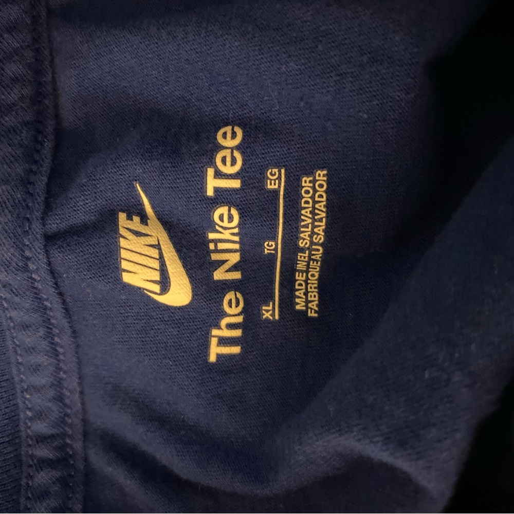 Men’s Nike Tee View 3